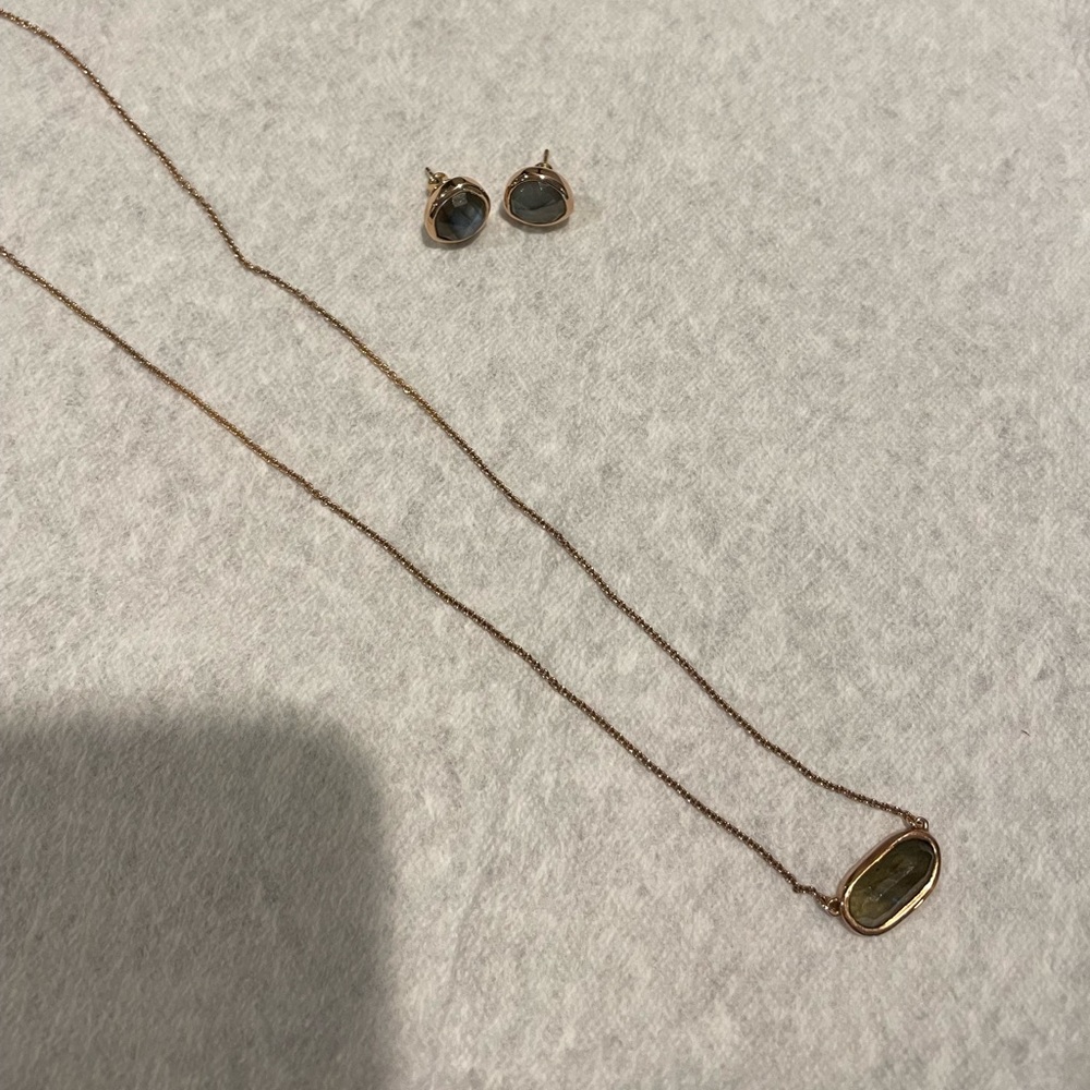 Monica Vinader rose gold earring and necklace set